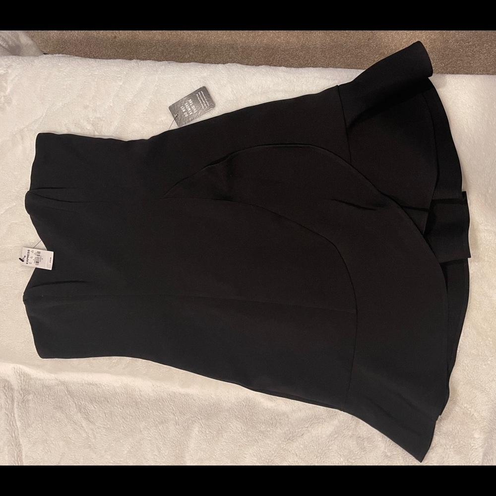 Express Women’s Sleeveless Ruffled Wrap Mini Dress Black Size 6 NWT